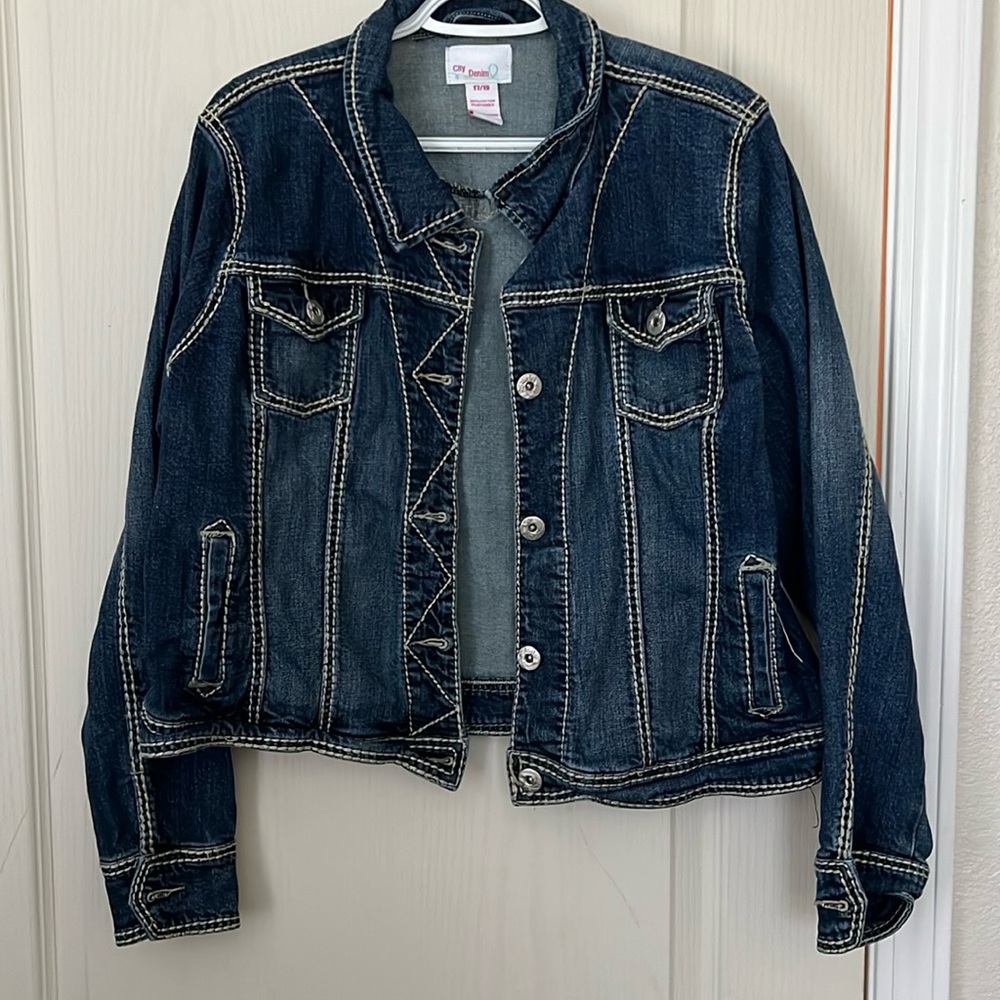 Women’s Jean jacket